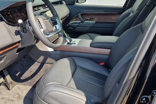 Land Rover Range Rover 3.0 D350 mHEV LWB Autobiography