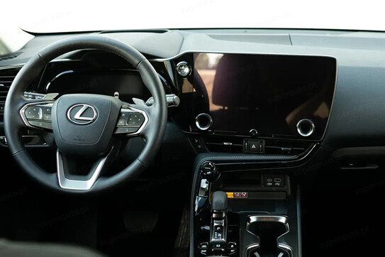Lexus NX 350h Omotenashi 2.5 Hybrid AWD