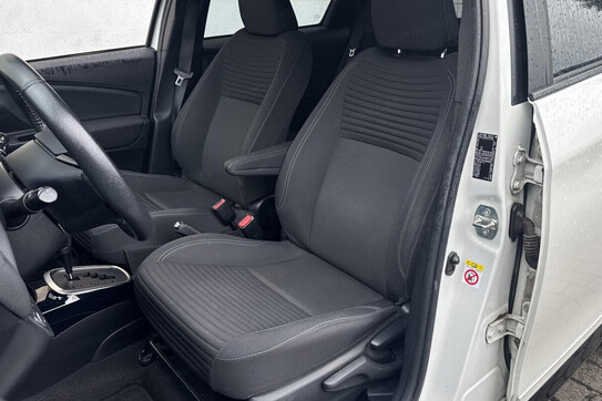 Toyota Yaris Hybrid 100 Selection