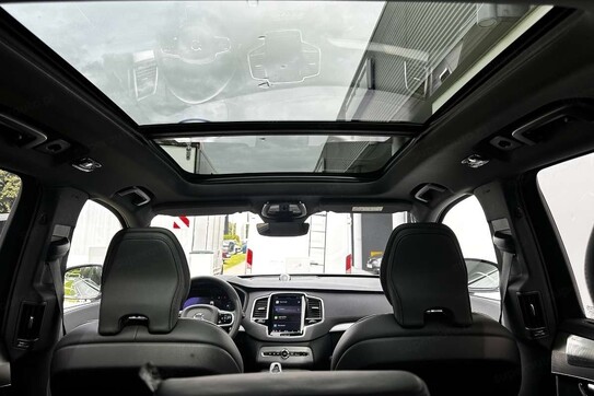 Volvo XC90 T8 AWD Plug-In Hybrid Ultimate Dark 7os aut