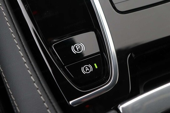 Volvo V90 T6 AWD Plug-In Hybrid Plus Dark