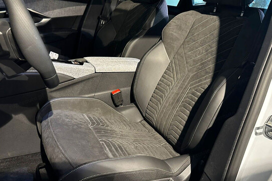 Peugeot 3008 GT e-DCS6 1.2 mHEV