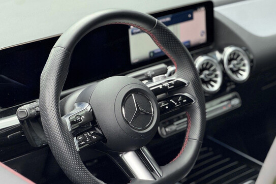 Mercedes GLA 250 e AMG Line