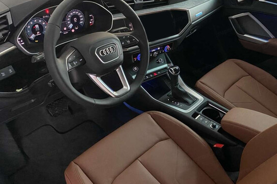 Audi Q3 35 TFSI S line