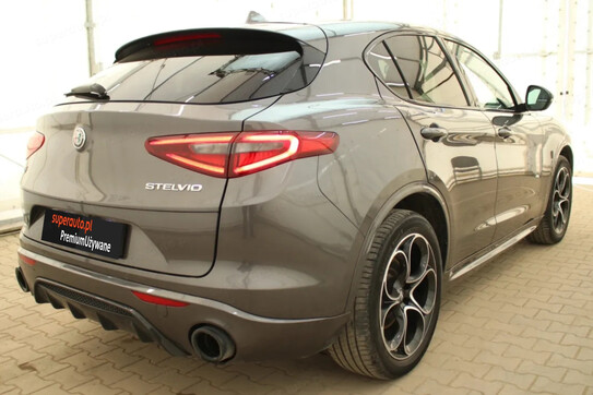 Alfa Romeo Stelvio Turbo Veloce Q4