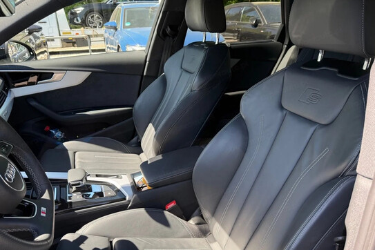 Audi A4 45 TFSI quattro S tronic