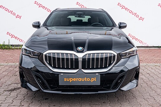 BMW Seria 5 Touring 520d xDrive M Sport