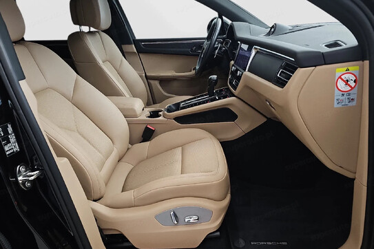 Porsche Macan Standard