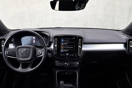 Volvo XC40 D3 Momentum Pro aut