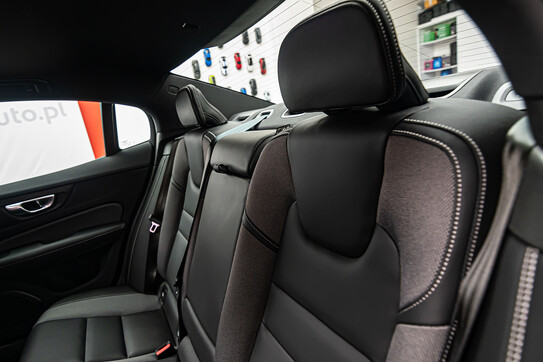 Volvo S60 B5 AWD Ultimate Dark aut