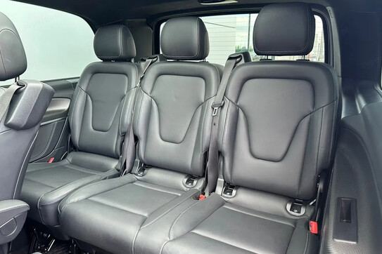 Mercedes V Klasa 300 d 4MATIC Exclusive (długi)