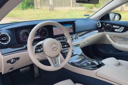 Mercedes E Klasa Coupe 300 AMG Line
