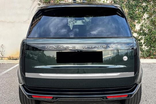 Land Rover Range Rover 4.4 V8 P615 LWB SV