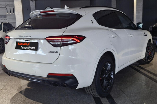 Maserati Levante GT AWD Nerissimo Sport