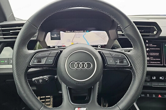 Audi A3 S3 TFSI quattro S tronic