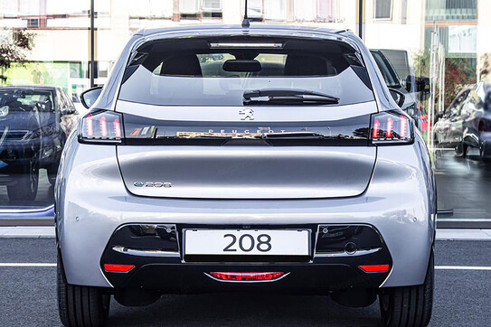 Peugeot 208 e-208 Allure Pack