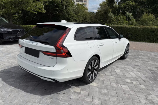 Volvo V90 T6 AWD Plug-In Hybrid Plus Dark