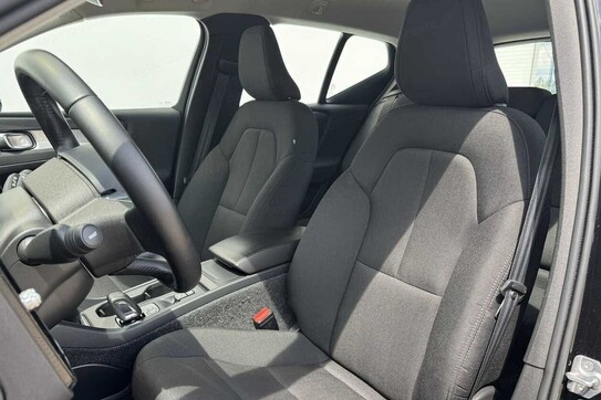 Volvo XC40 T3 Momentum Pro