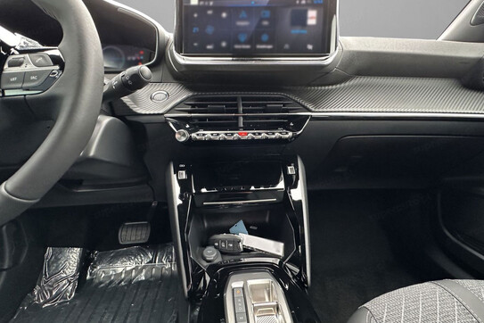 Peugeot 2008 Allure EAT8 1.2 PureTech