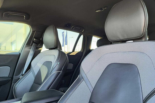 Volvo V60 B4 B Plus Dark aut