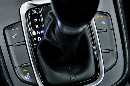 Hyundai Kona 1.6 GDI Hybrid Style DCT