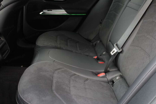 Mercedes E Klasa 220 d 4-Matic AMG