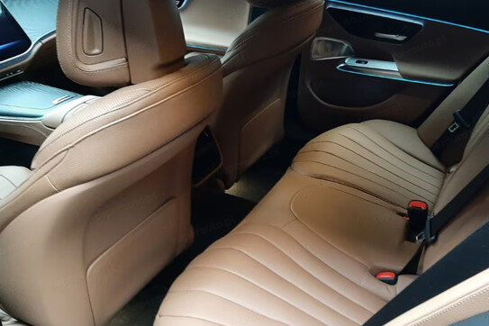 Mercedes E Klasa 300 de  4-Matic Exclusive