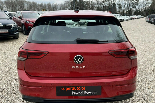 Volkswagen Golf VIII 1.0 TSI Life