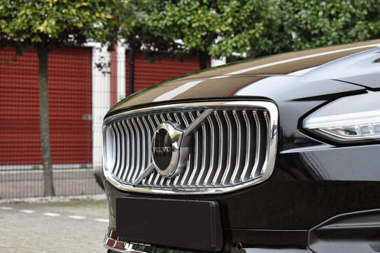 Volvo V90 T8 AWD Plug-In Hybrid Ultra Bright