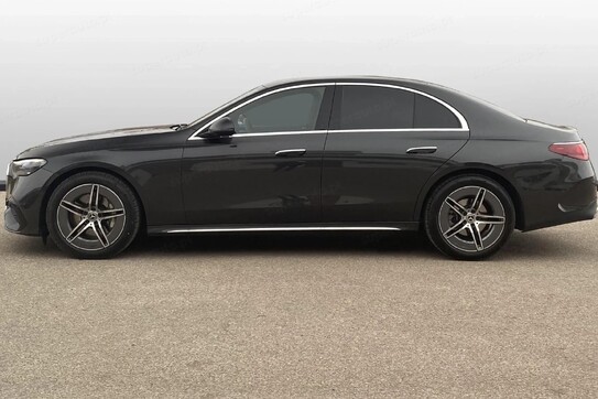 Mercedes E Klasa 220 d 4-Matic AMG 9G-Tronic