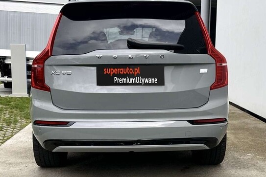 Volvo XC90 T8 AWD Plug-In Hybrid Ultimate Dark 7os aut