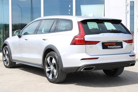 Volvo V60 Cross Country B4 D AWD