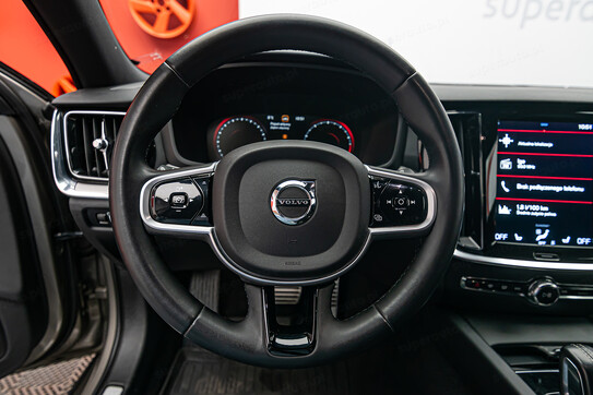 Volvo V60 B4 R-Design aut