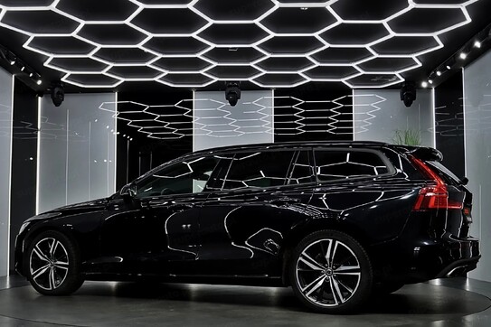 Volvo V60 B3 B R-Design aut