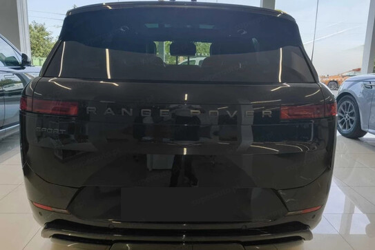 Land Rover Range Rover Sport D300 Dynamic HSE