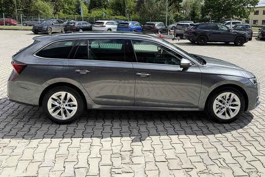 Skoda Octavia Selection Edition 130 1.5 TSI mHEV DSG