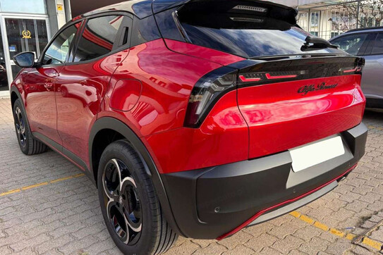 Alfa Romeo Junior 1.2 Ibrida Speciale