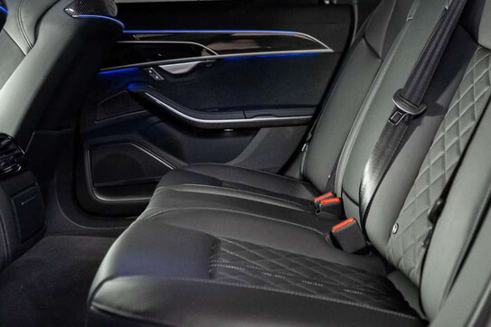 Audi A8 S8 TFSI quattro