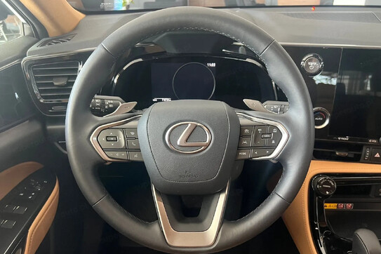 Lexus NX 350h Prestige 2WD