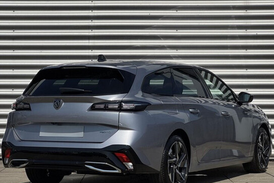 Peugeot 308 Allure EAT8 1.6 Hybrid PHEV