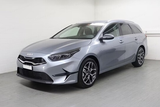Kia Ceed 1.5 T-GDI Tribute