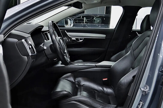 Volvo V90 D5 AWD Momentum aut
