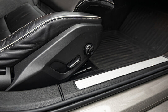 Volvo V60 B4 R-Design aut