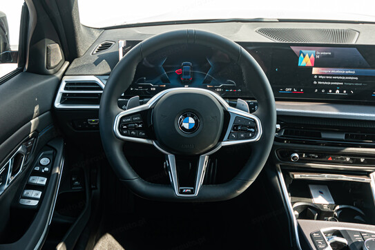 BMW Seria 3 Touring 330i xDrive M Sport