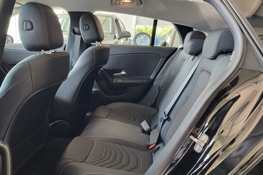 Mercedes CLA 250 e PHEV 8G-DCT