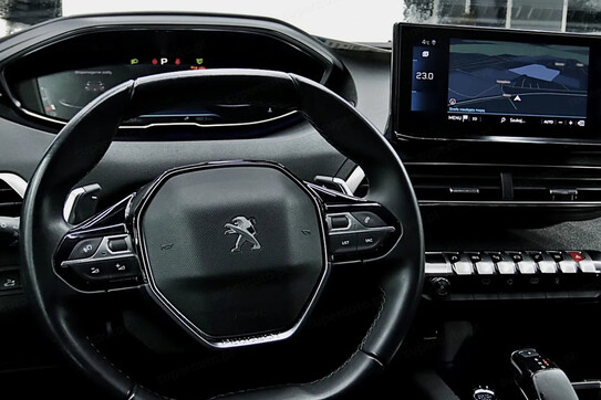 Peugeot 3008 1.2 PureTech Allure Pack S&S EAT8