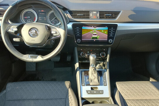 Skoda Superb 2.0 TDI Ambition DSG