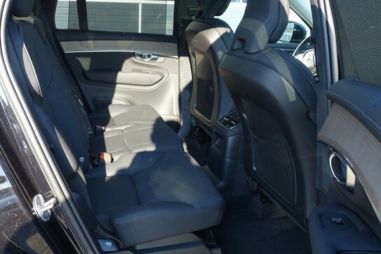 Volvo XC90 T8 AWD Plug-In Hybrid Plus Bright 7os
