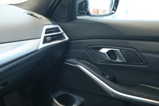 BMW Seria 3 Touring 330i xDrive M Sport