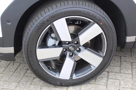 Hyundai Santa Fe 1.6 T-GDI HEV Platinum 4WD aut 5os.